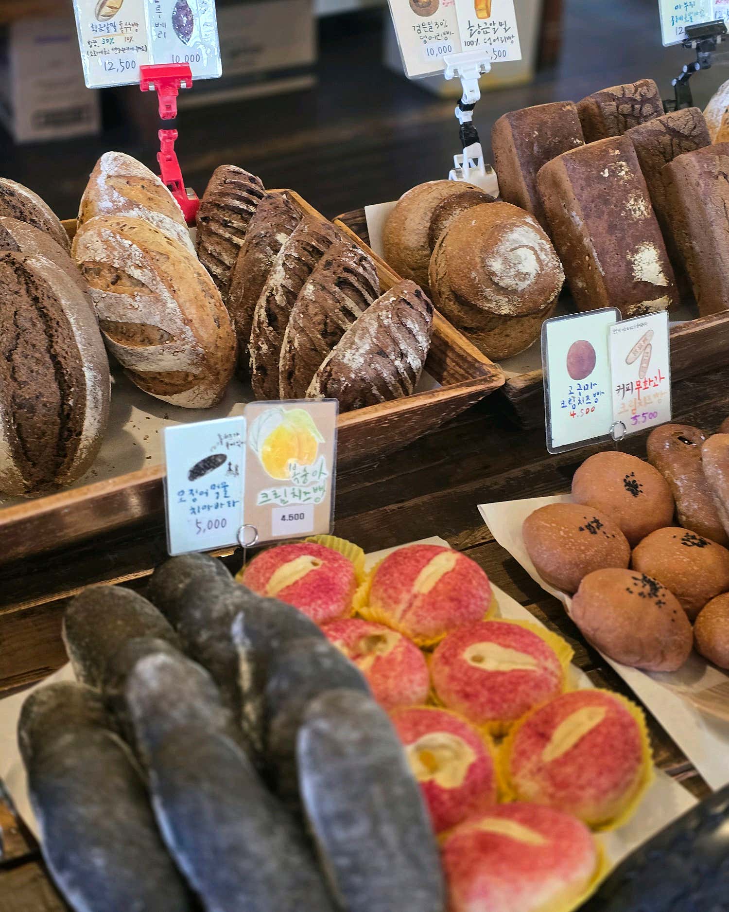 목월빵집 내부 카운터