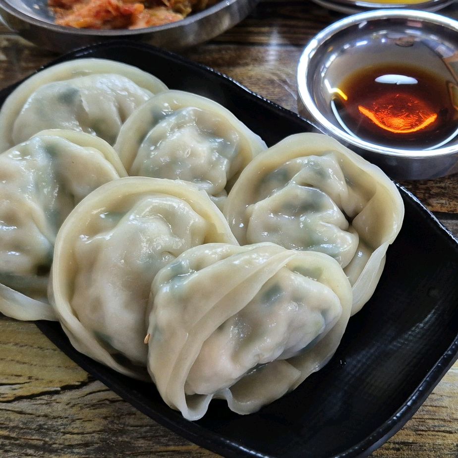 손만두 여러 개