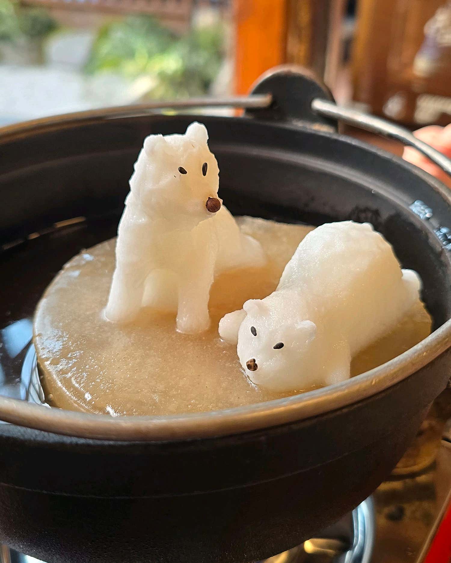 스키야키용 신선한 고기 플레이트