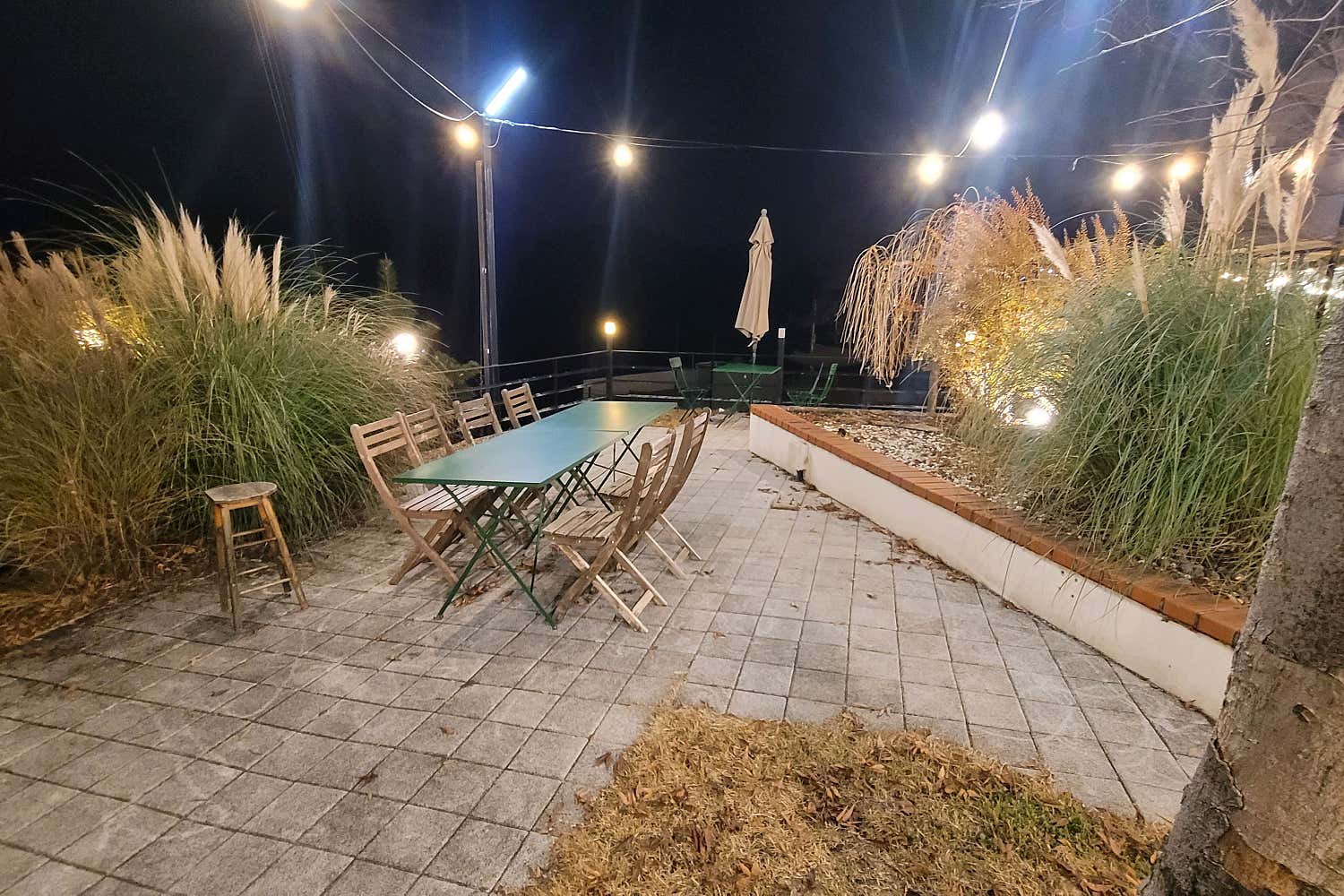 아뜰리에키친 내부 인테리어, 모던하고 아늑한 분위기