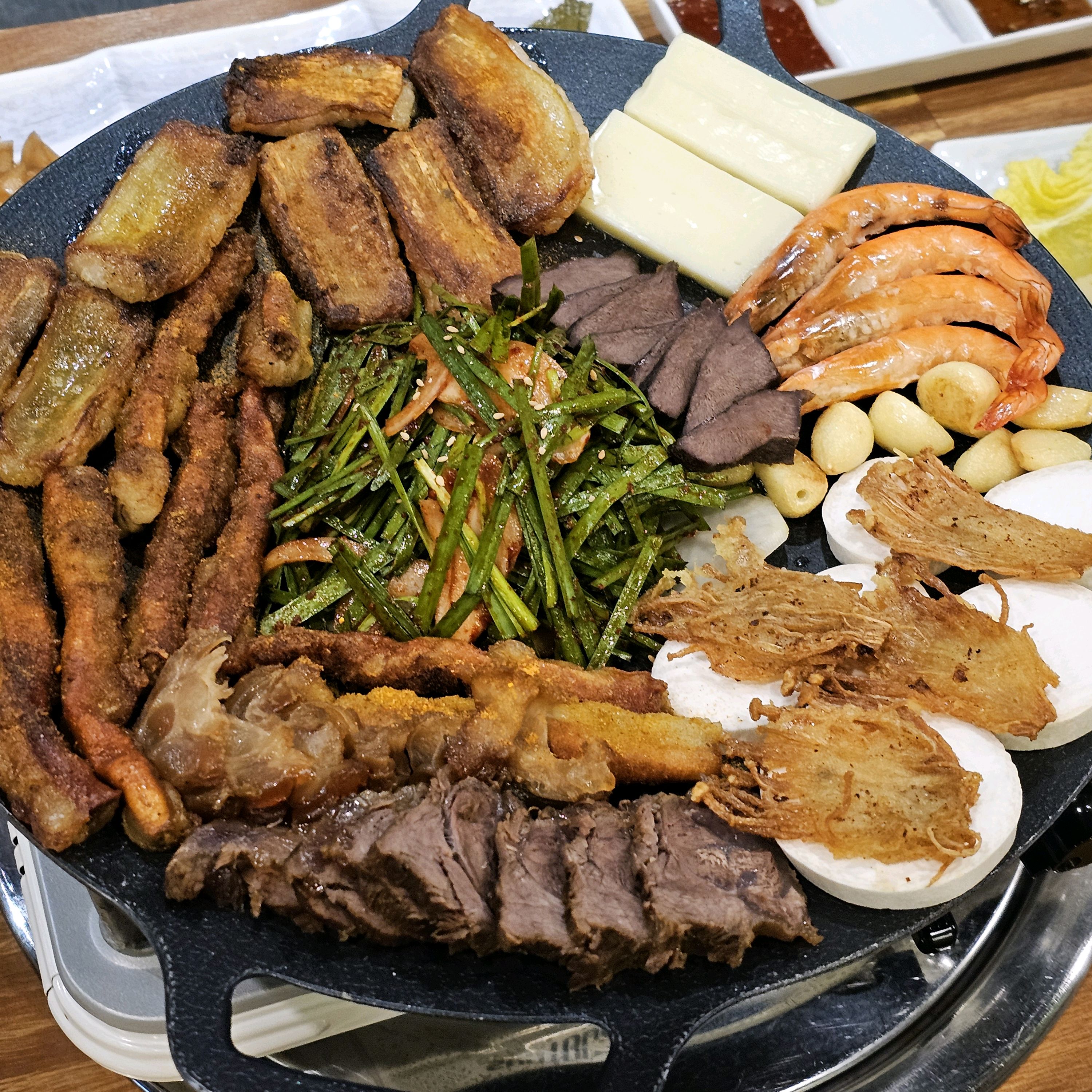 다양한 곁들임 메뉴