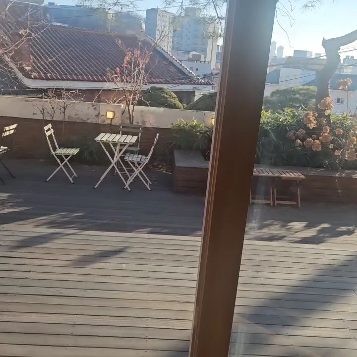 카페 외부 풍경