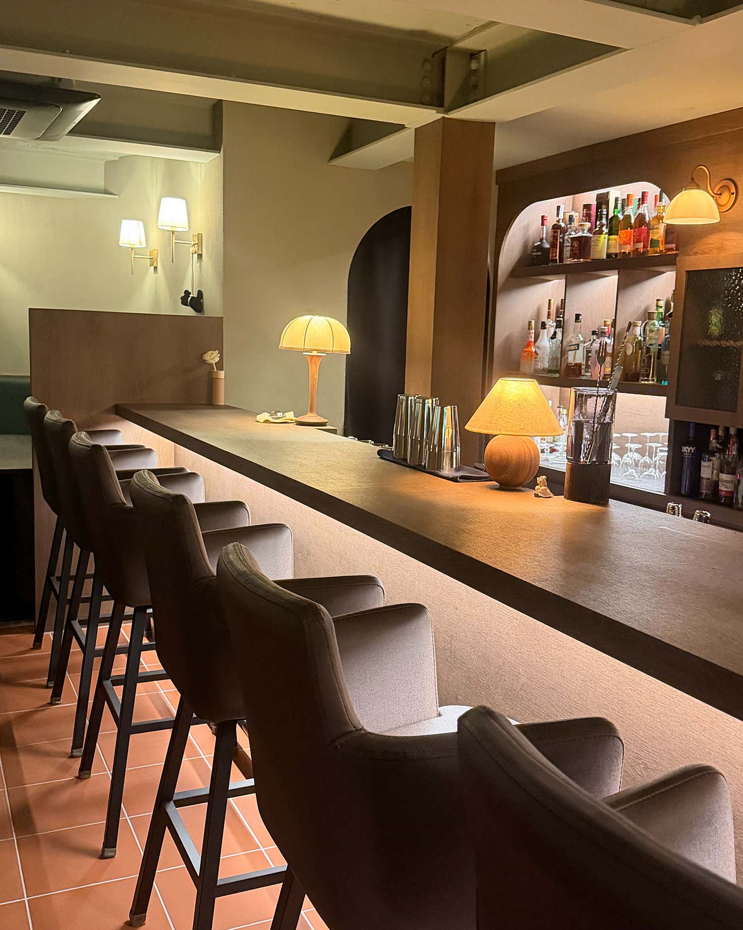 Alcove Mangwon Bar