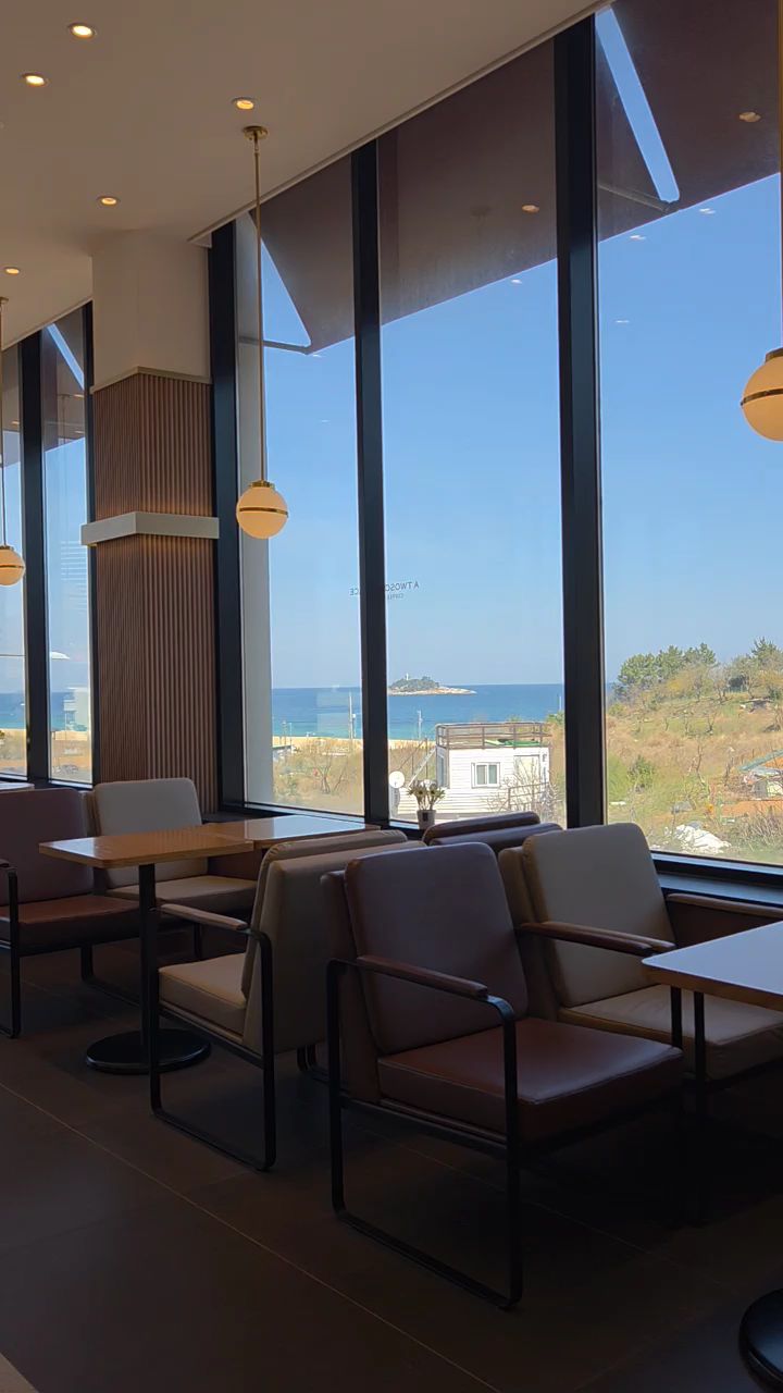 투썸플레이스 속초외옹치점 (A Twosome Place Sokcho Oeongchi) 9