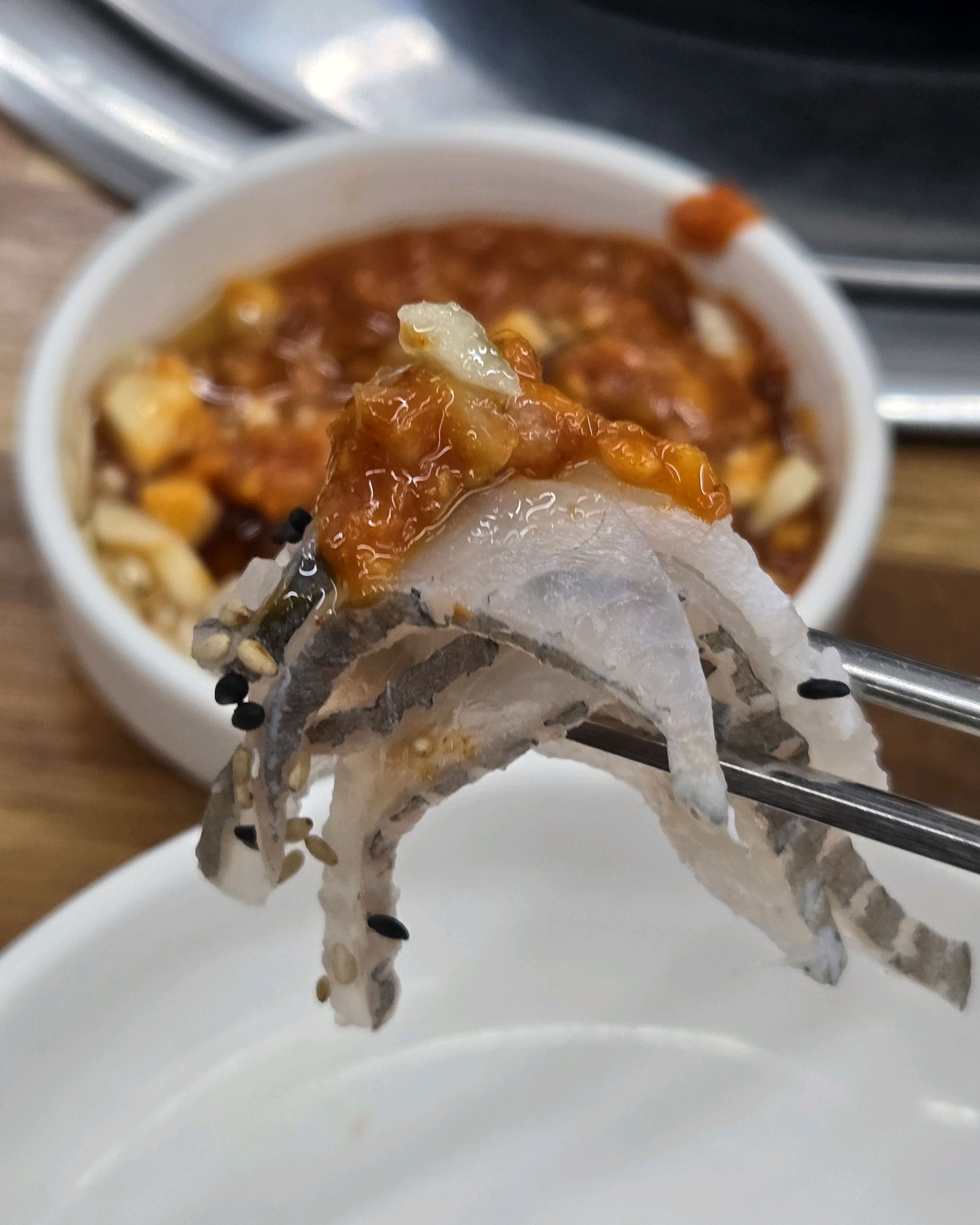 푸짐한 서더리매운탕