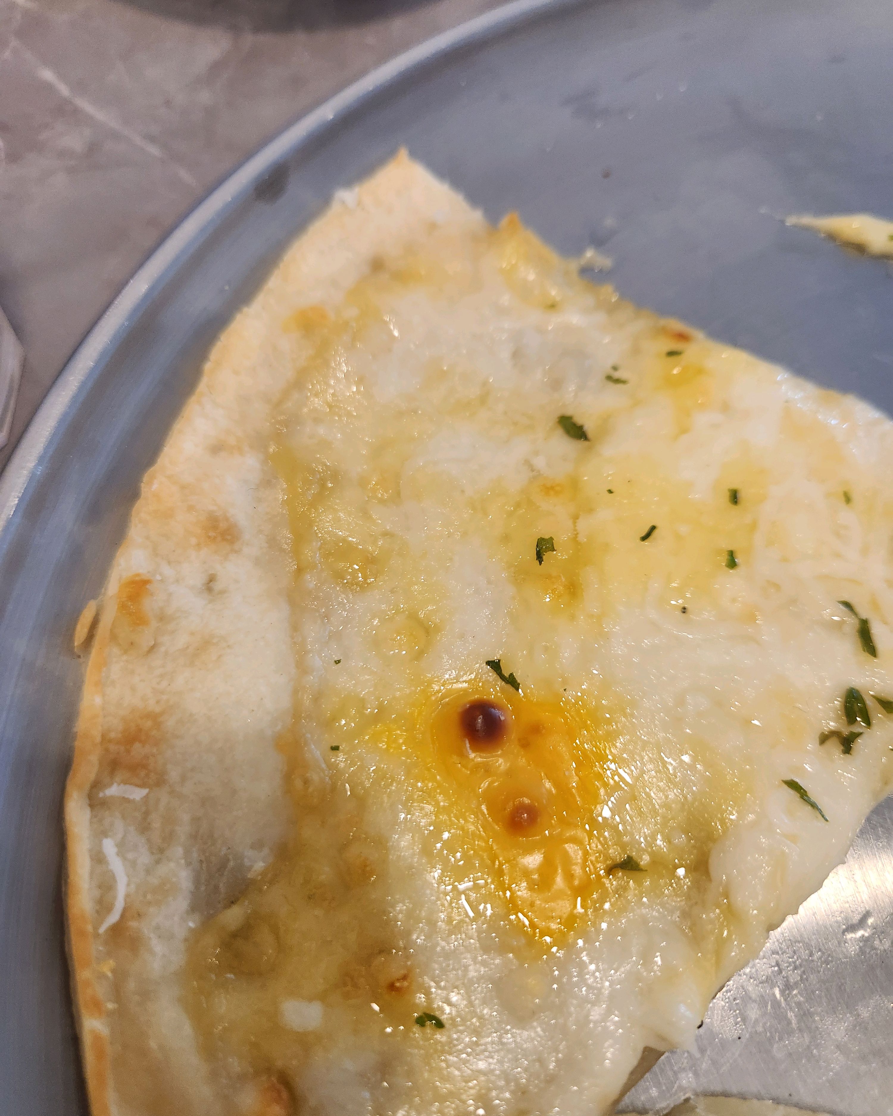 플레이팅이 아름다운 파스타 요리