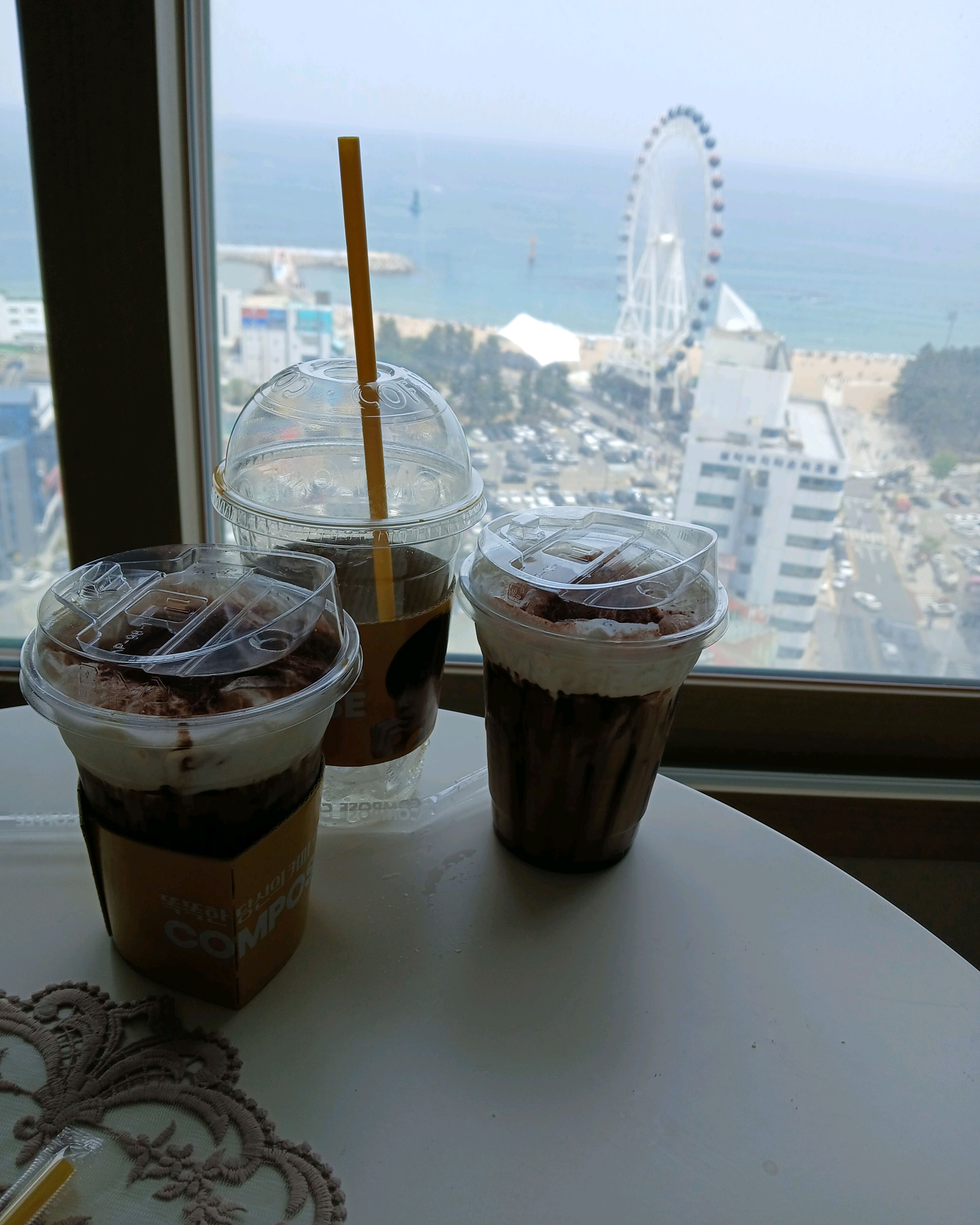 컴포즈커피 속초해수욕장점 (Compose Coffee Sokcho Beach) 10