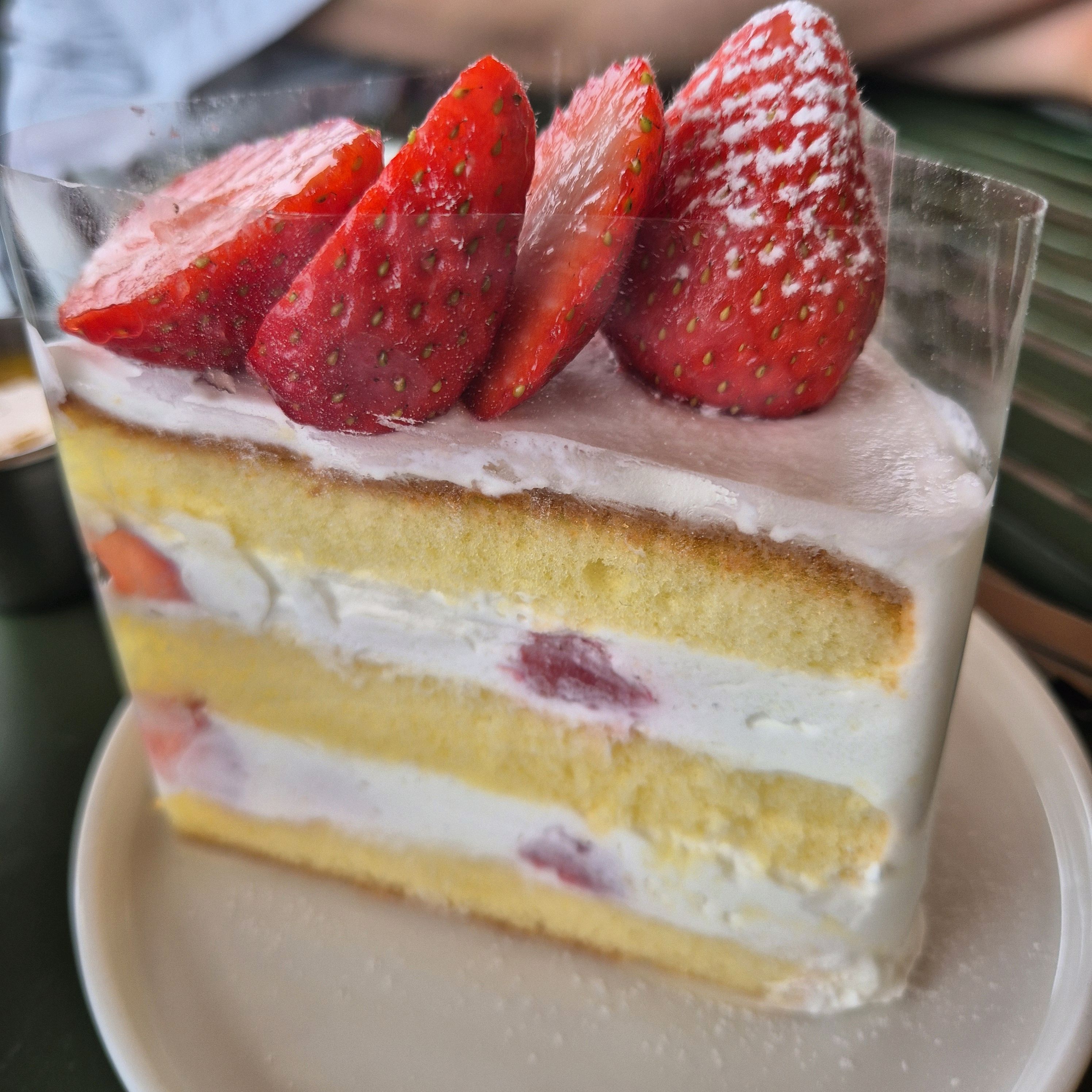 Strawberry cake