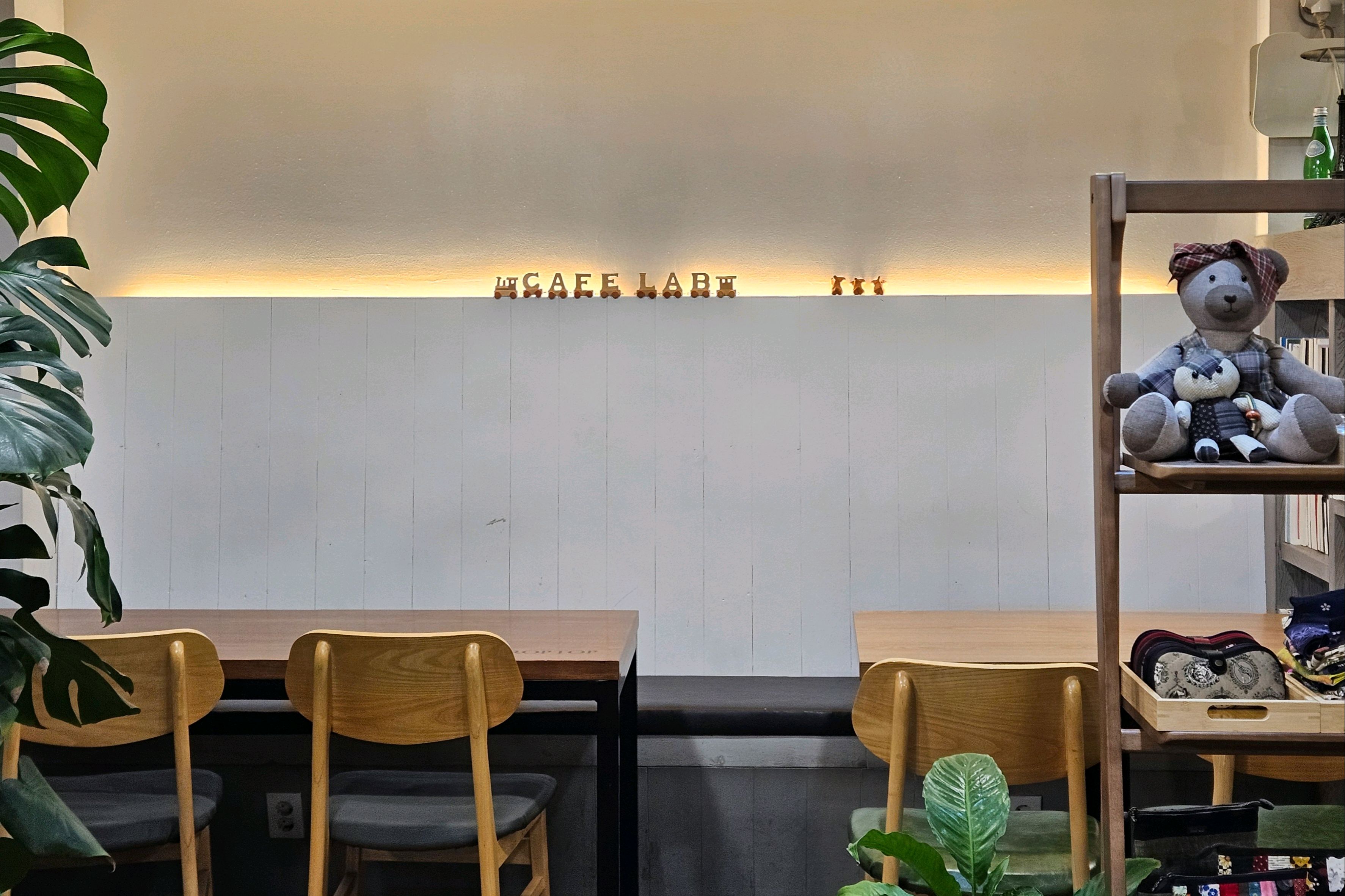 Visitor review