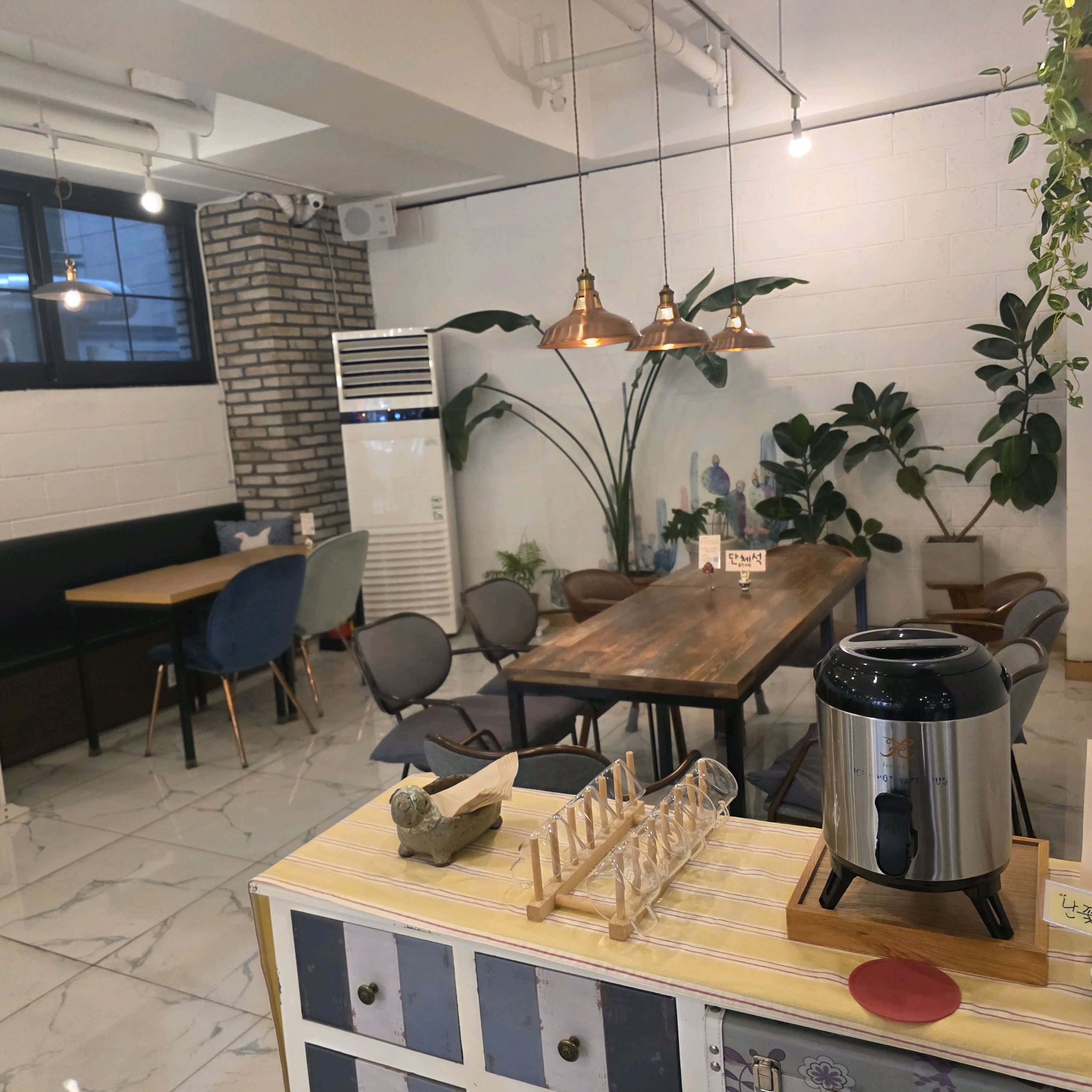 Visitor review