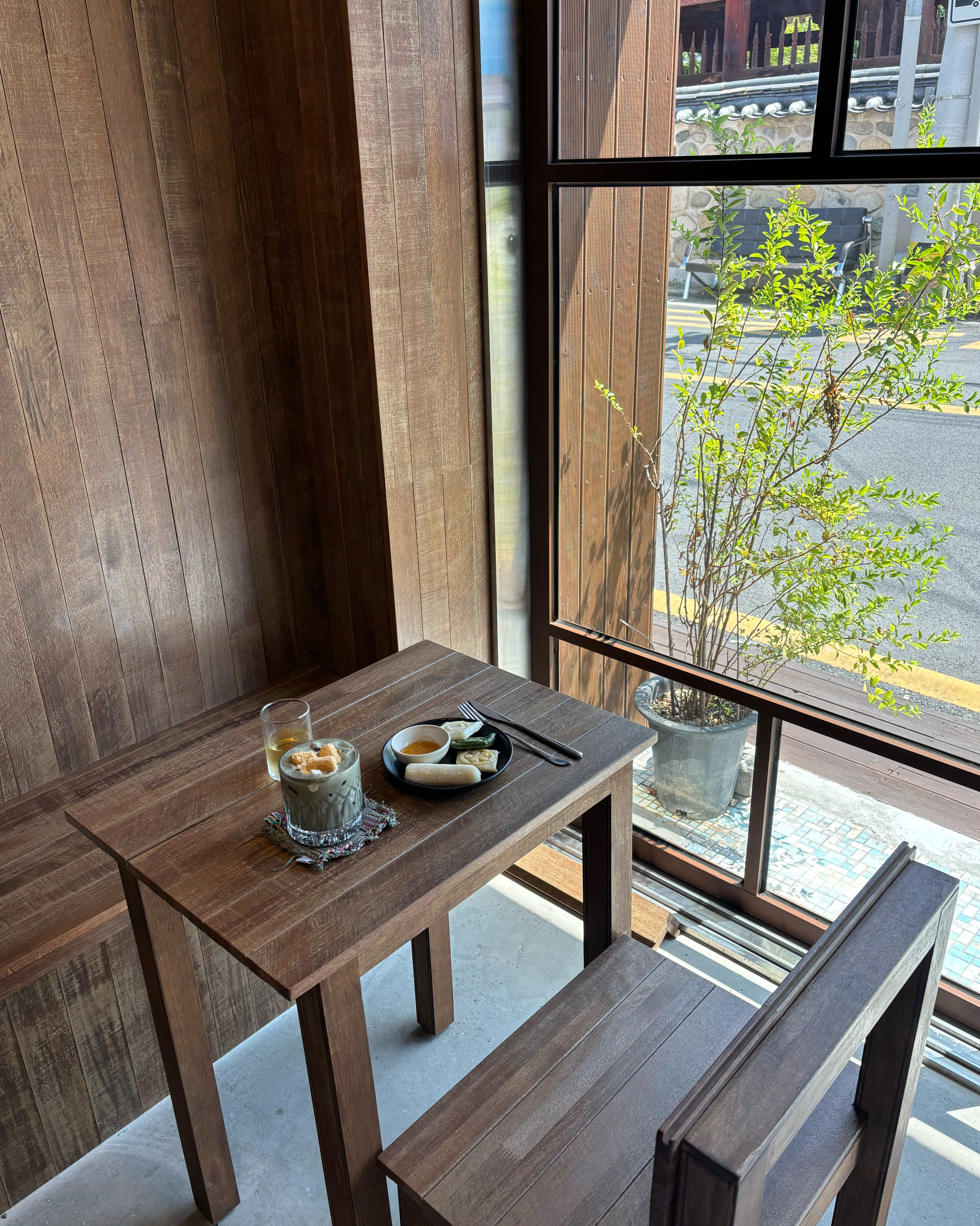 Visitor review