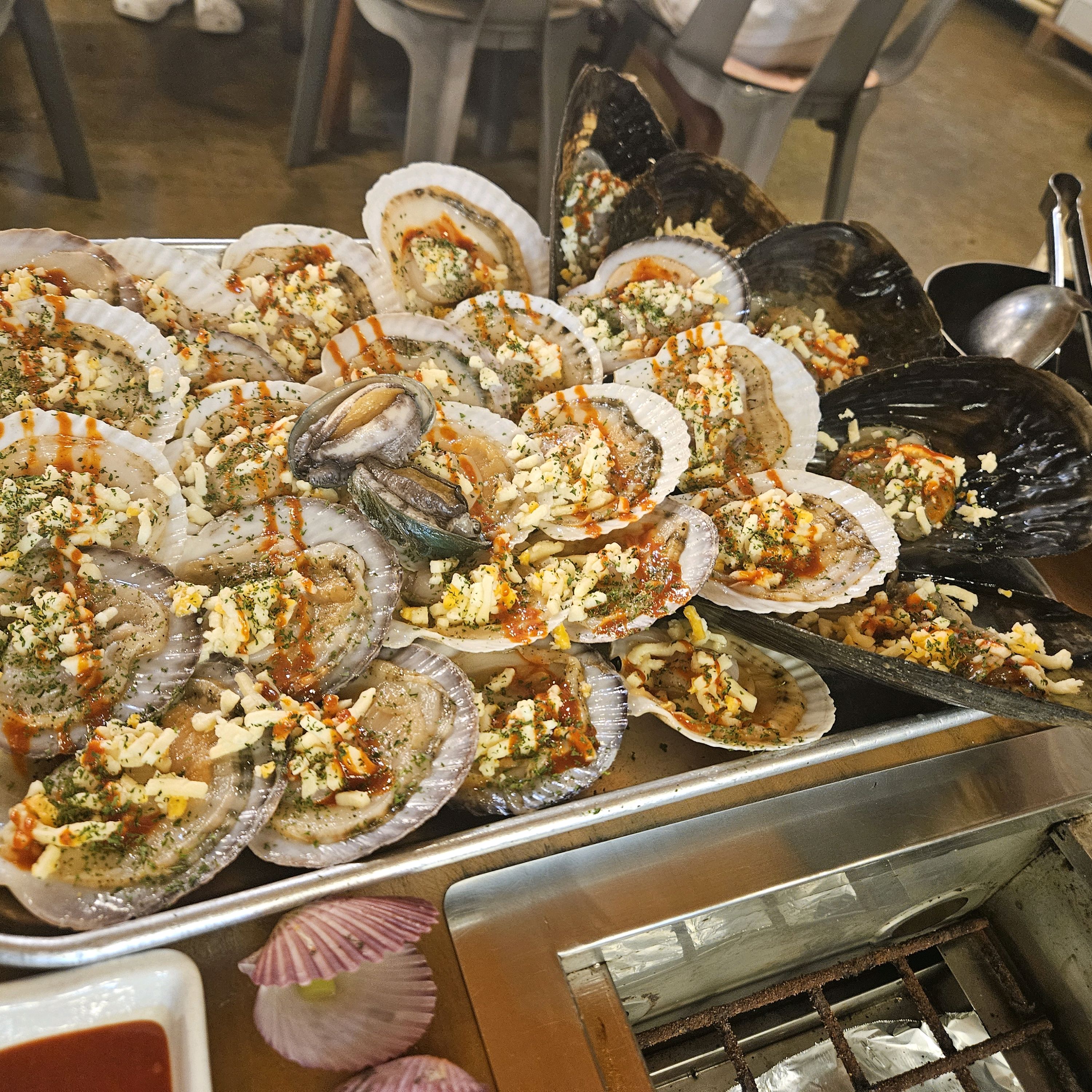 Grilled clams