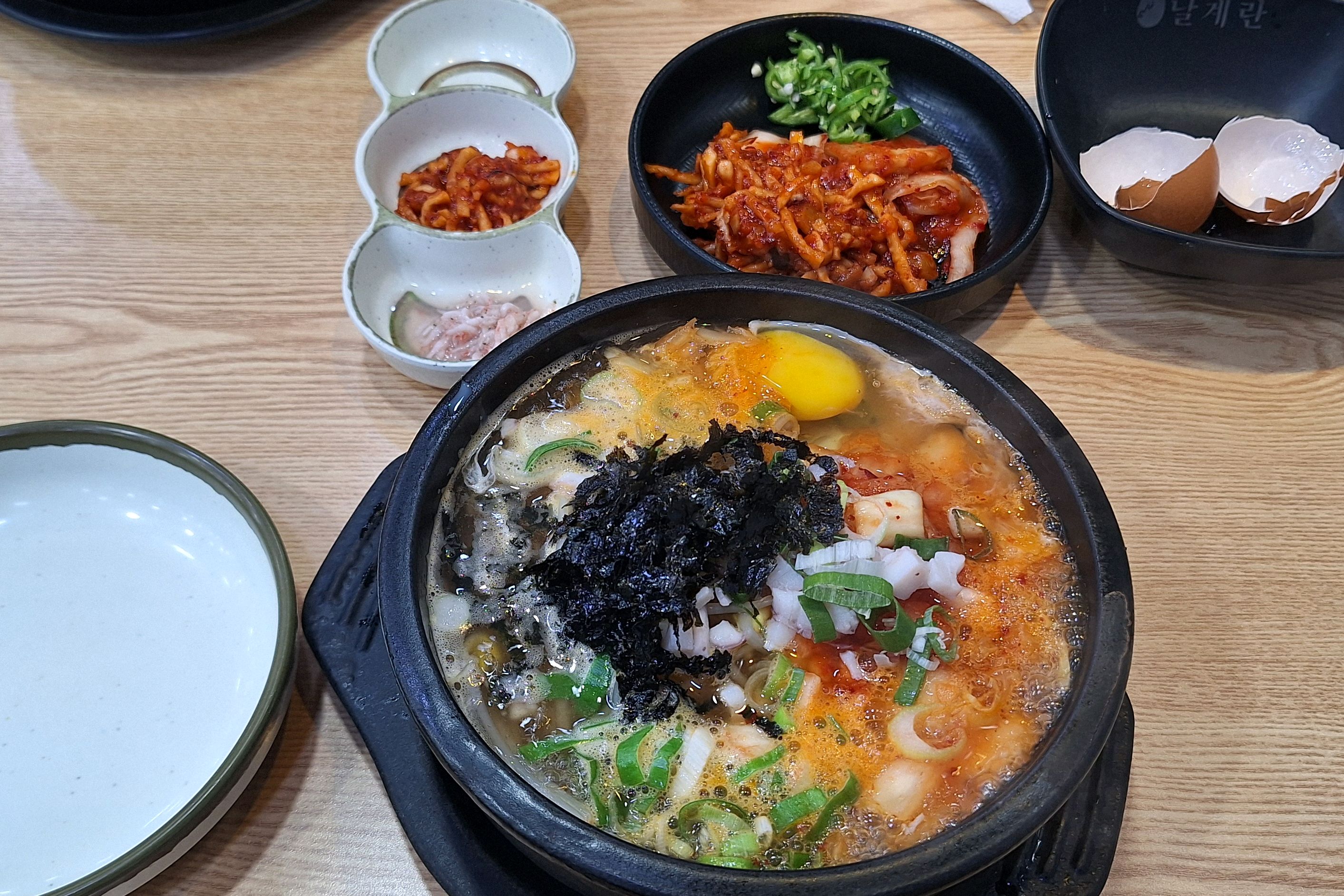 24시전주명가콩나물국밥 속초조양점 (24si Jeonju Myeongga Kongnamul Gukbap Sokcho Joyang-jeom) 10