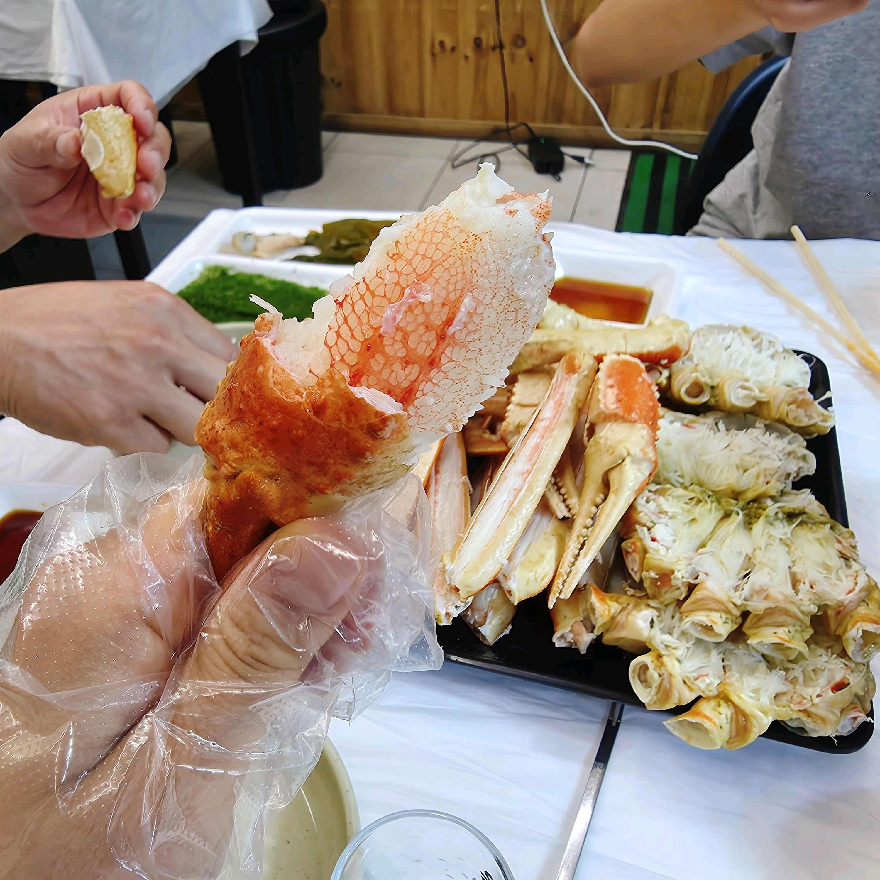 아빠가잡아온붉은대게 (Appaga Jabaon Bulgeun Daege) 8