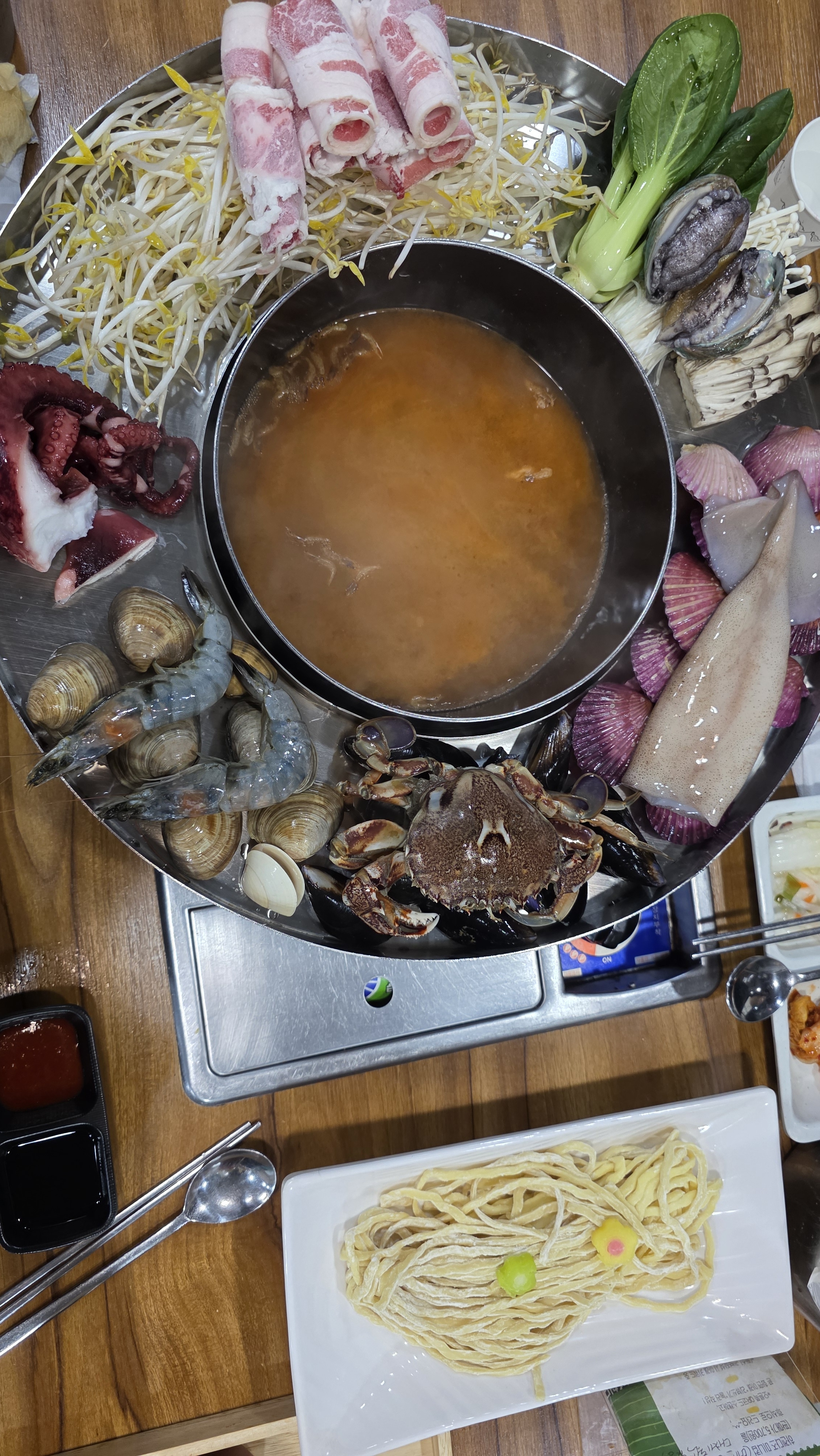 속초해물꽃장칼국수 (Sokcho Haemul Kkotjang Kalguksu) 8