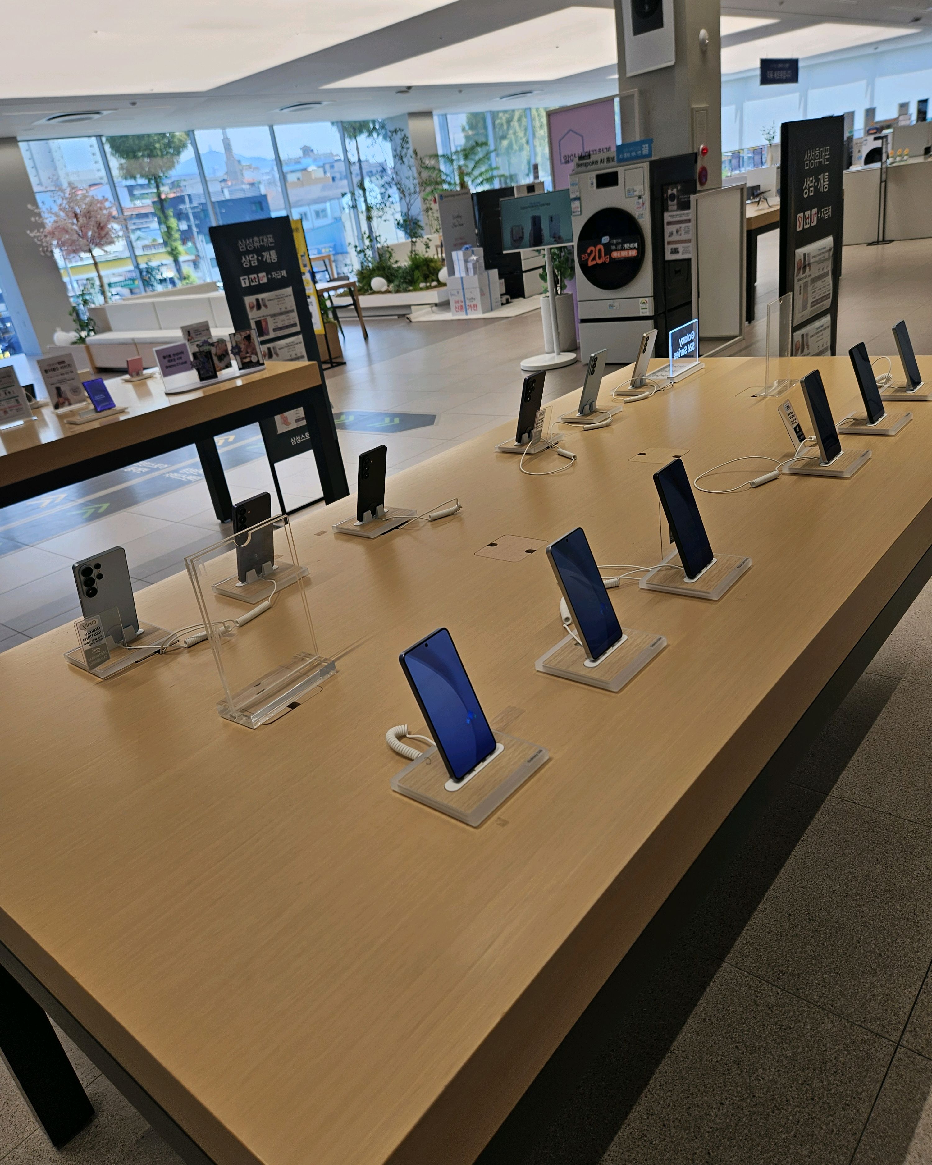삼성스토어 동대전 (SAMSUNG Store Dongdaejeon), photo 2
