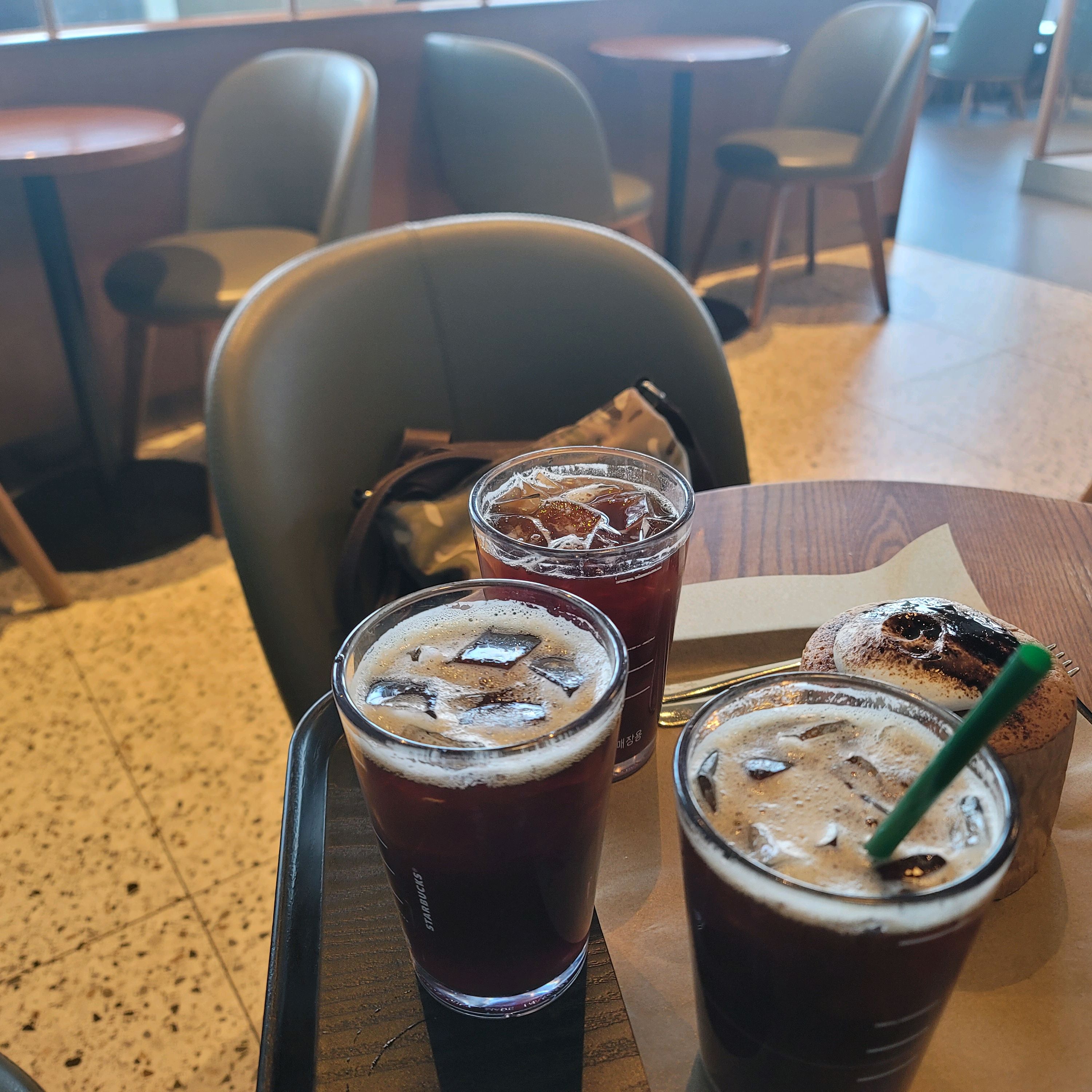 스타벅스 영랑호리조트점 (Starbucks Yeongnangho Resort) 5