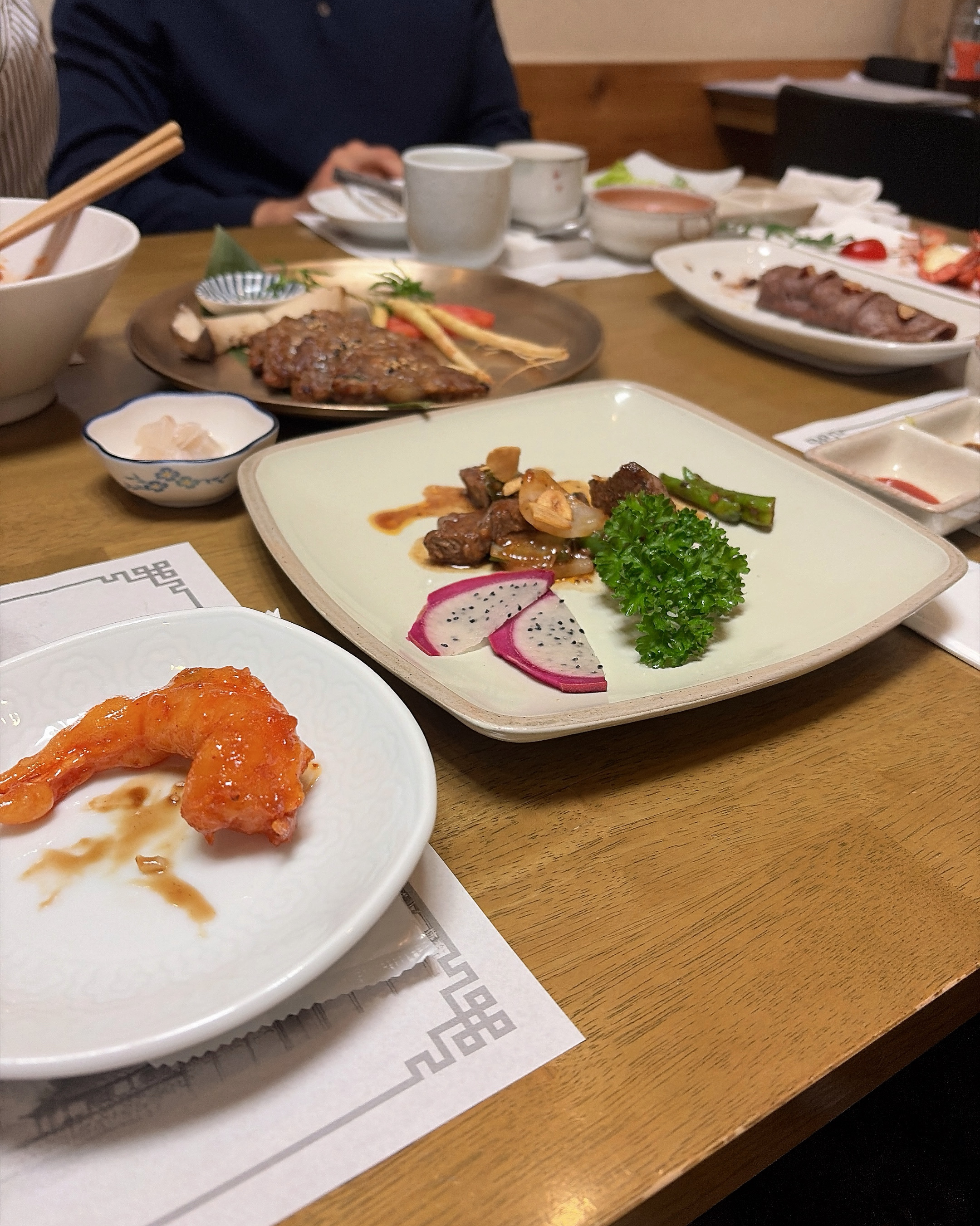 석화 한정식의 밥과 반찬