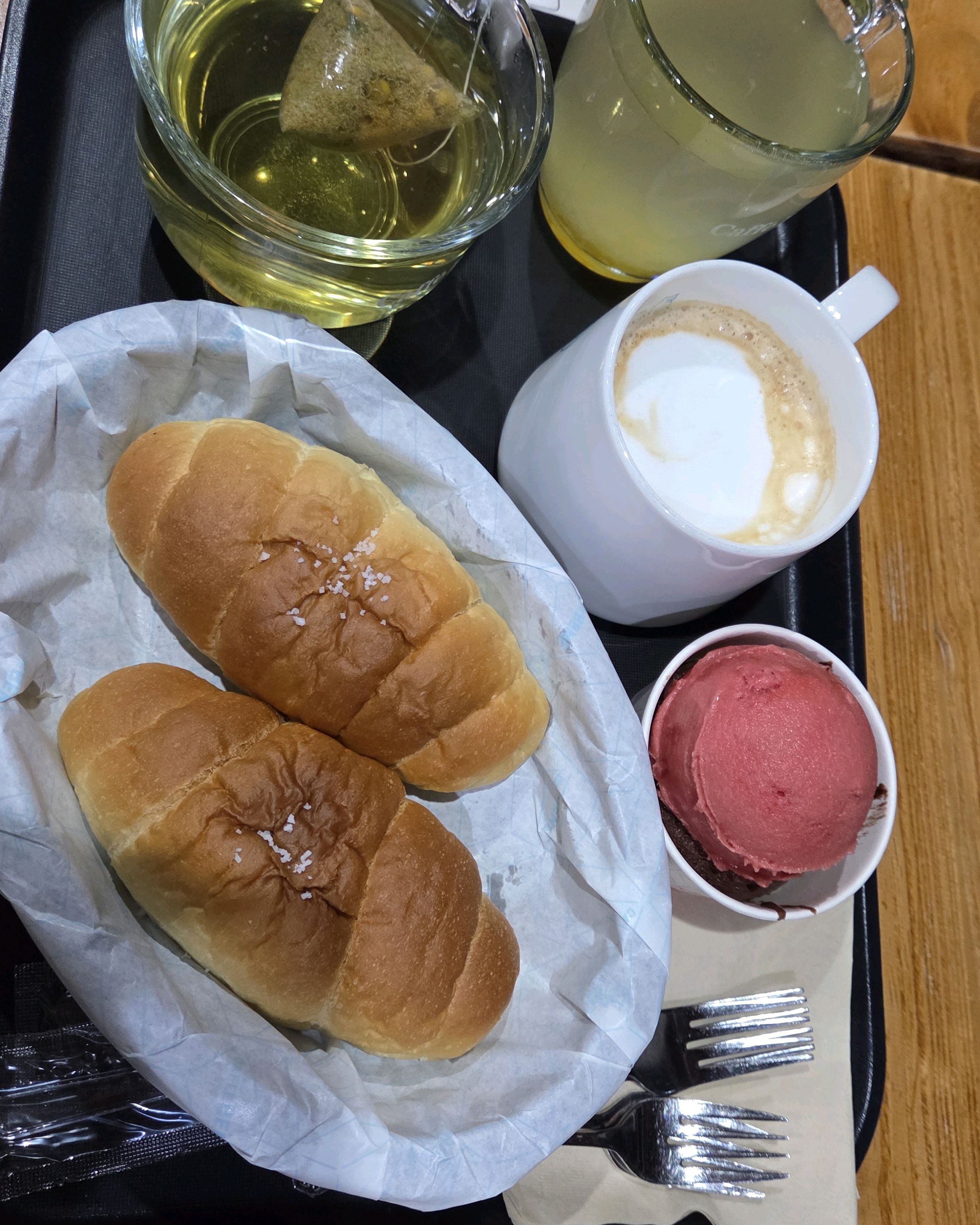 카페베네 속초대포항점 (Caffe Bene Sokcho Daepohang) 10