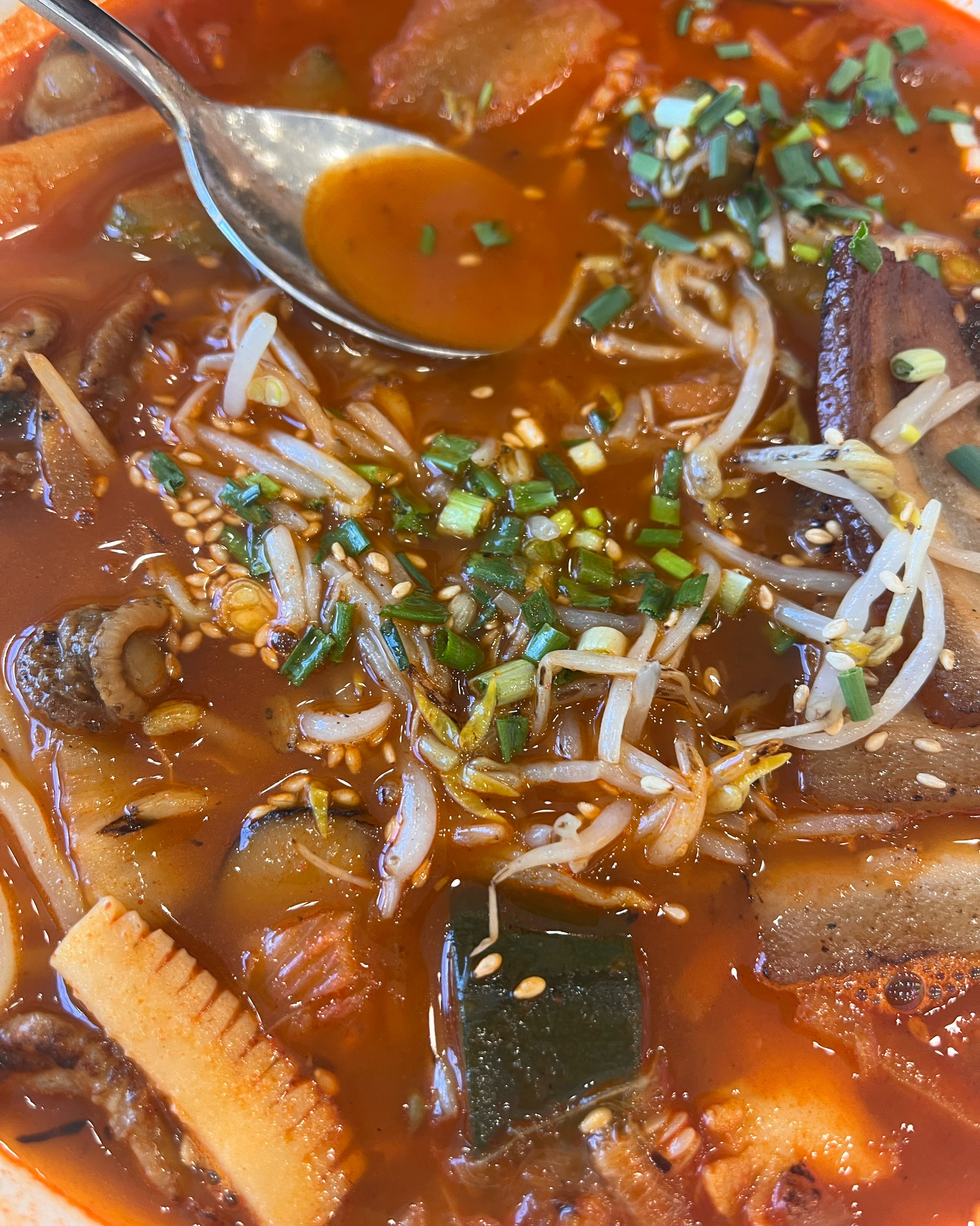 짬뽕 국물 클로즈업