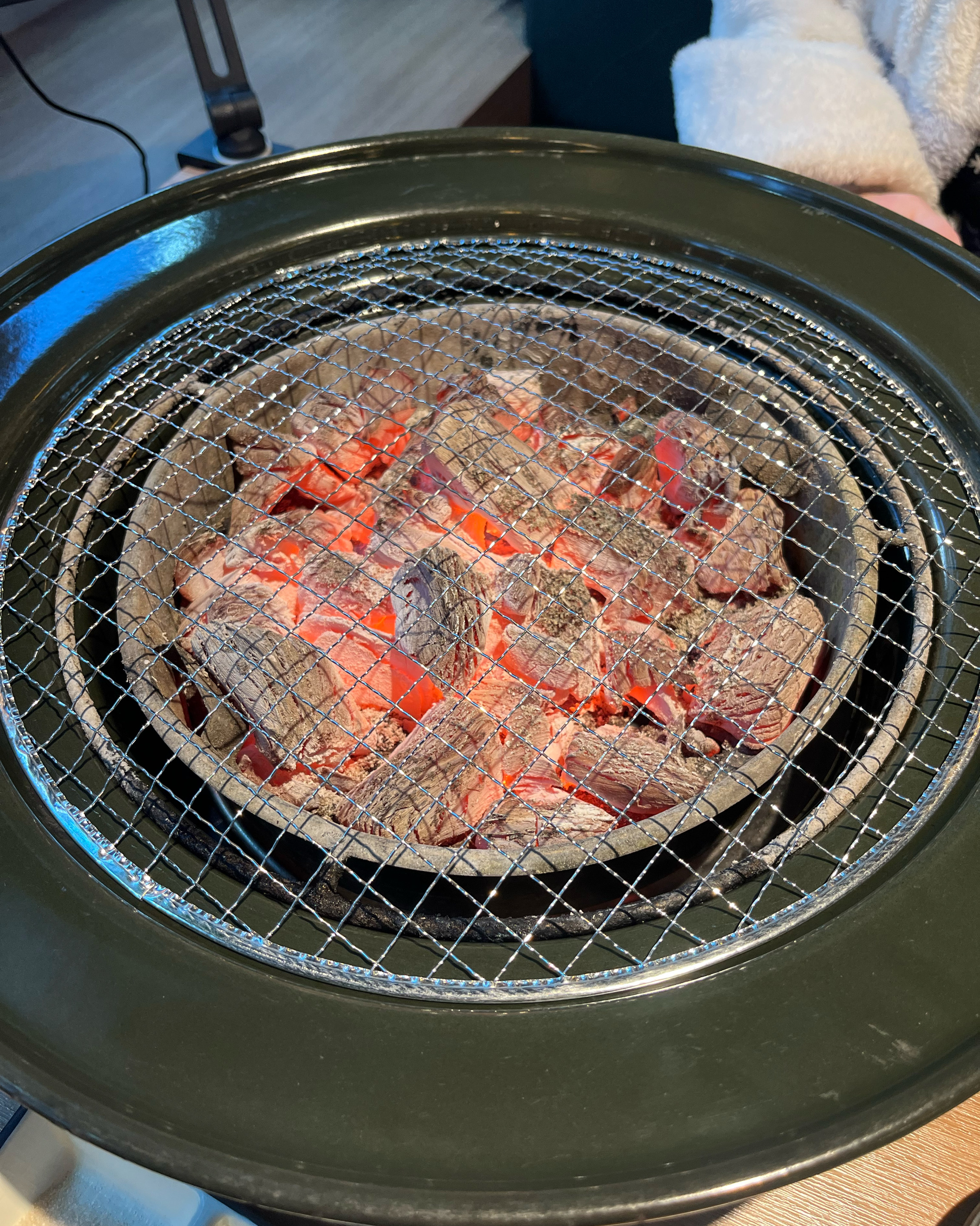 통통하게 썬 갈비살 덩어리