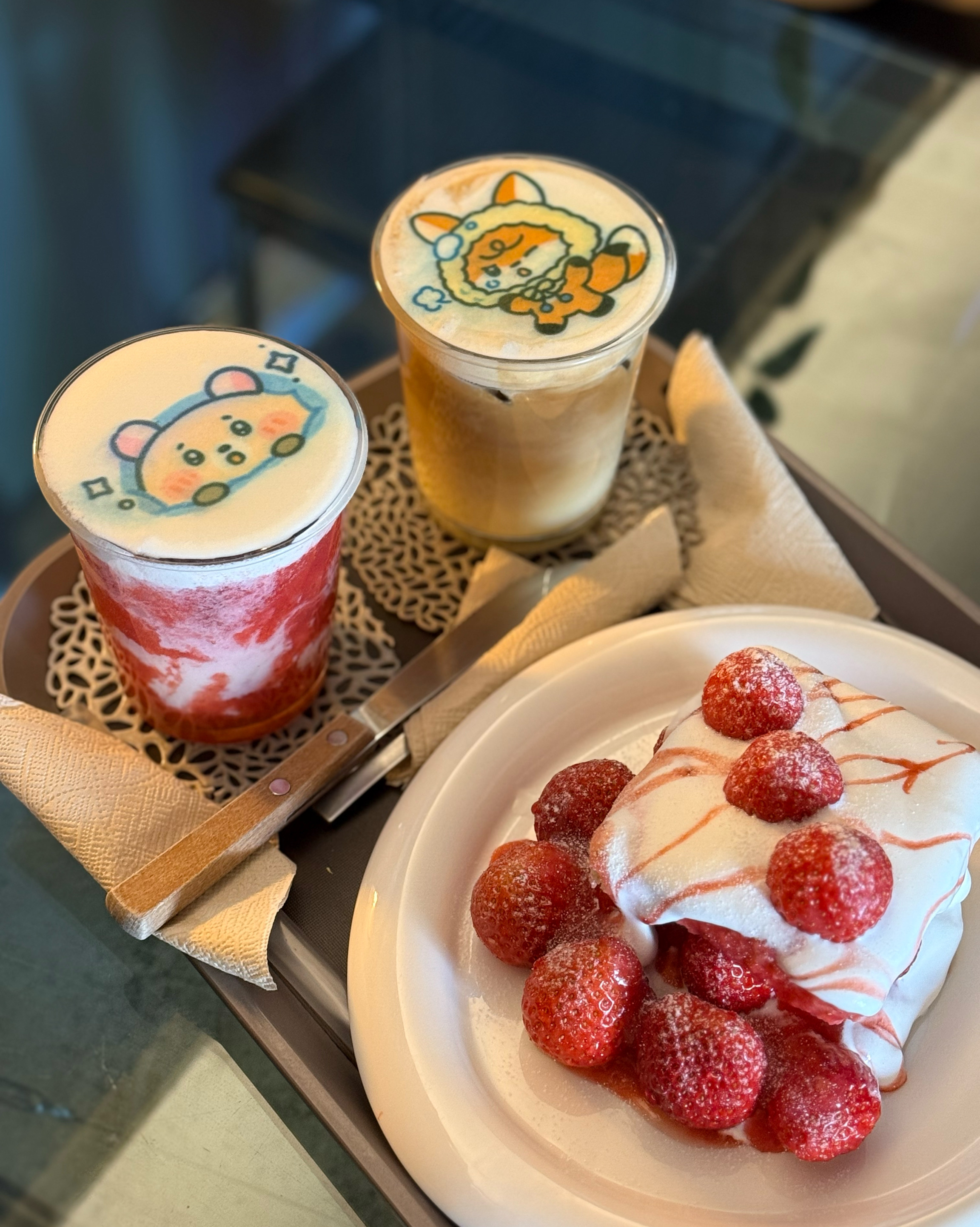 Strawberry latte