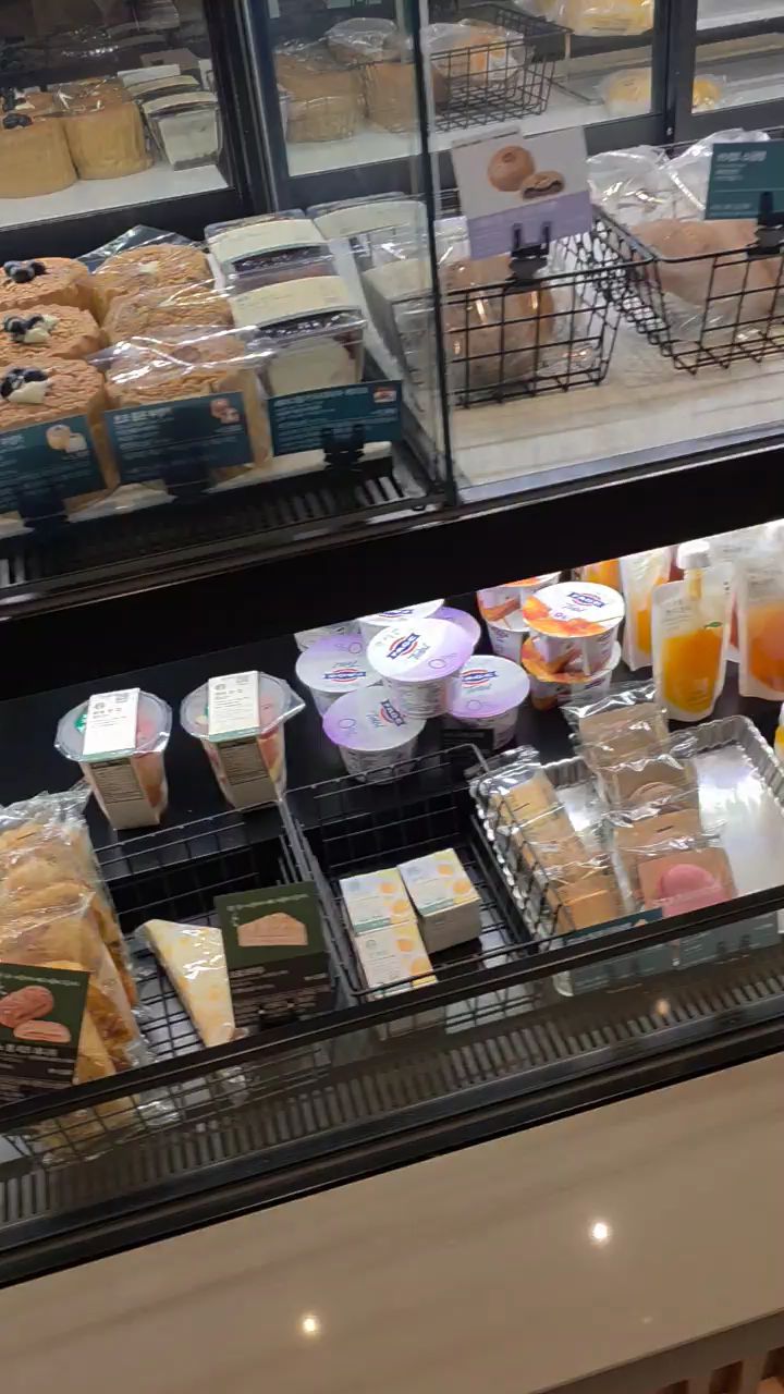 스타벅스 속초교동DT점 (Starbucks Sokcho Gyodong DT) 9