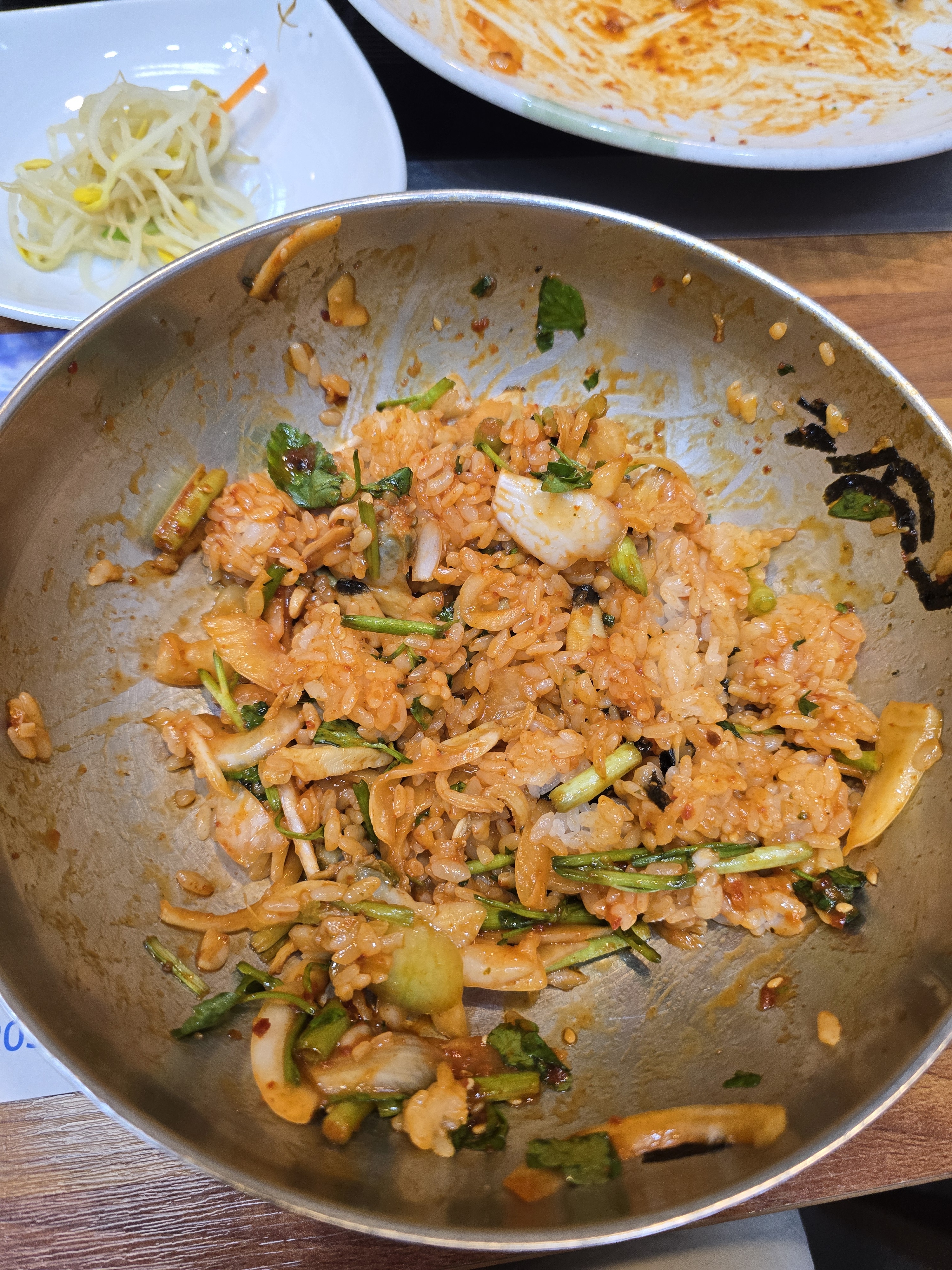 비벼먹기 직전의 키조개회무침