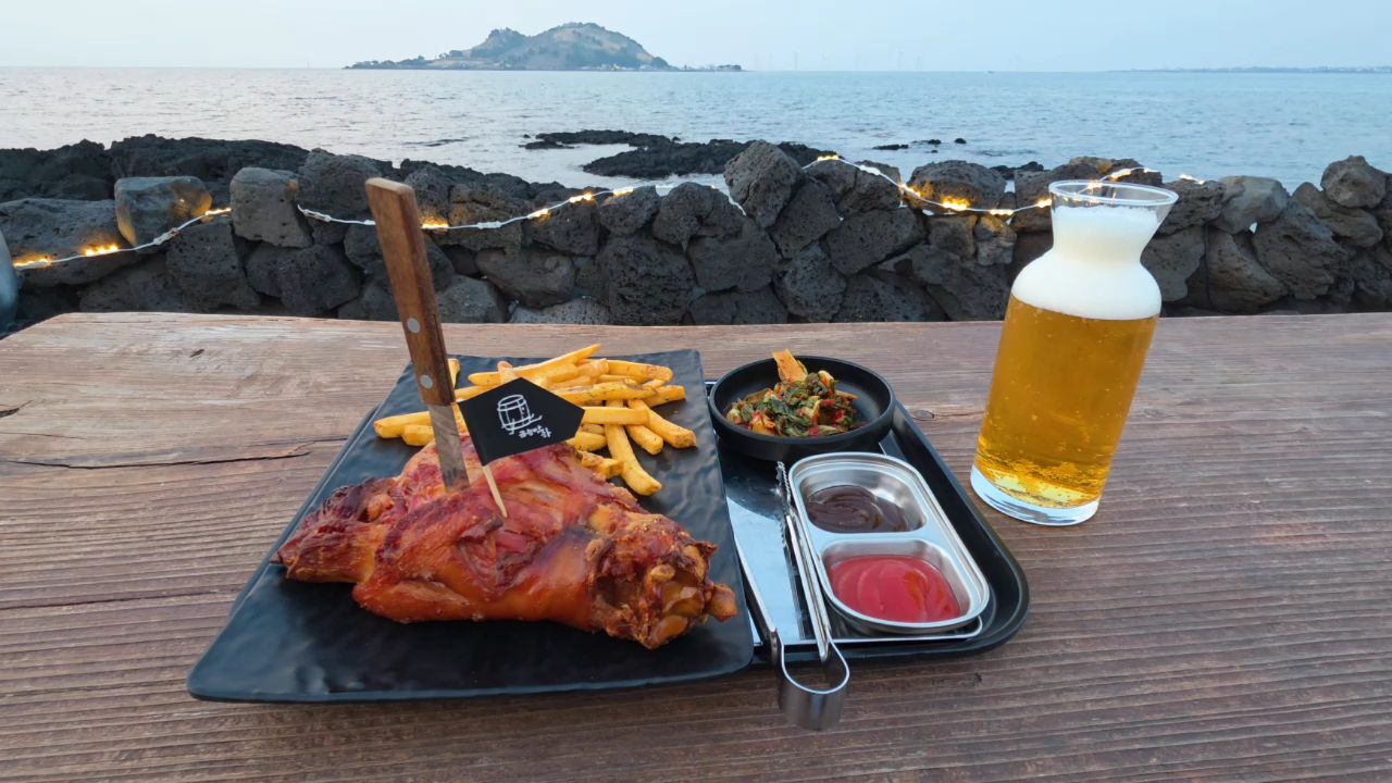 금능반지하의 야외석에서 바라본 풍경