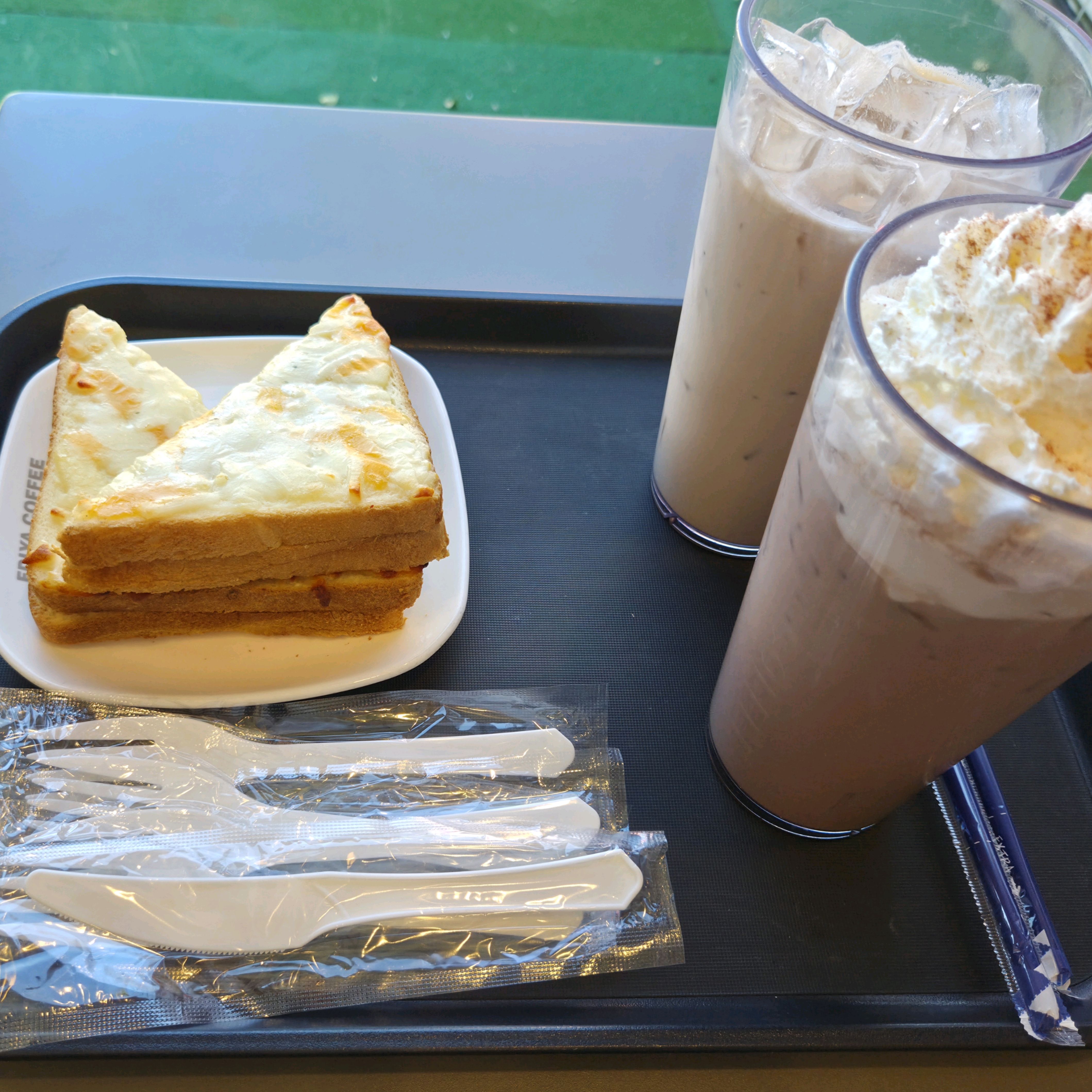 이디야커피 속초해수욕장점 (Ediya Coffee Sokcho Beach Branch) 9